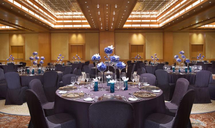 قاعة سمايا، فندق ريتز كارلتون مركز دبي المالي العالمي - دبي