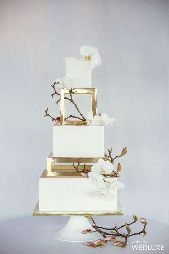 Beautiful Engagement Cakes You Will Love