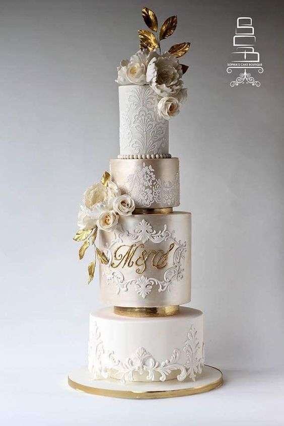 Beautiful Engagement Cakes You Will Love