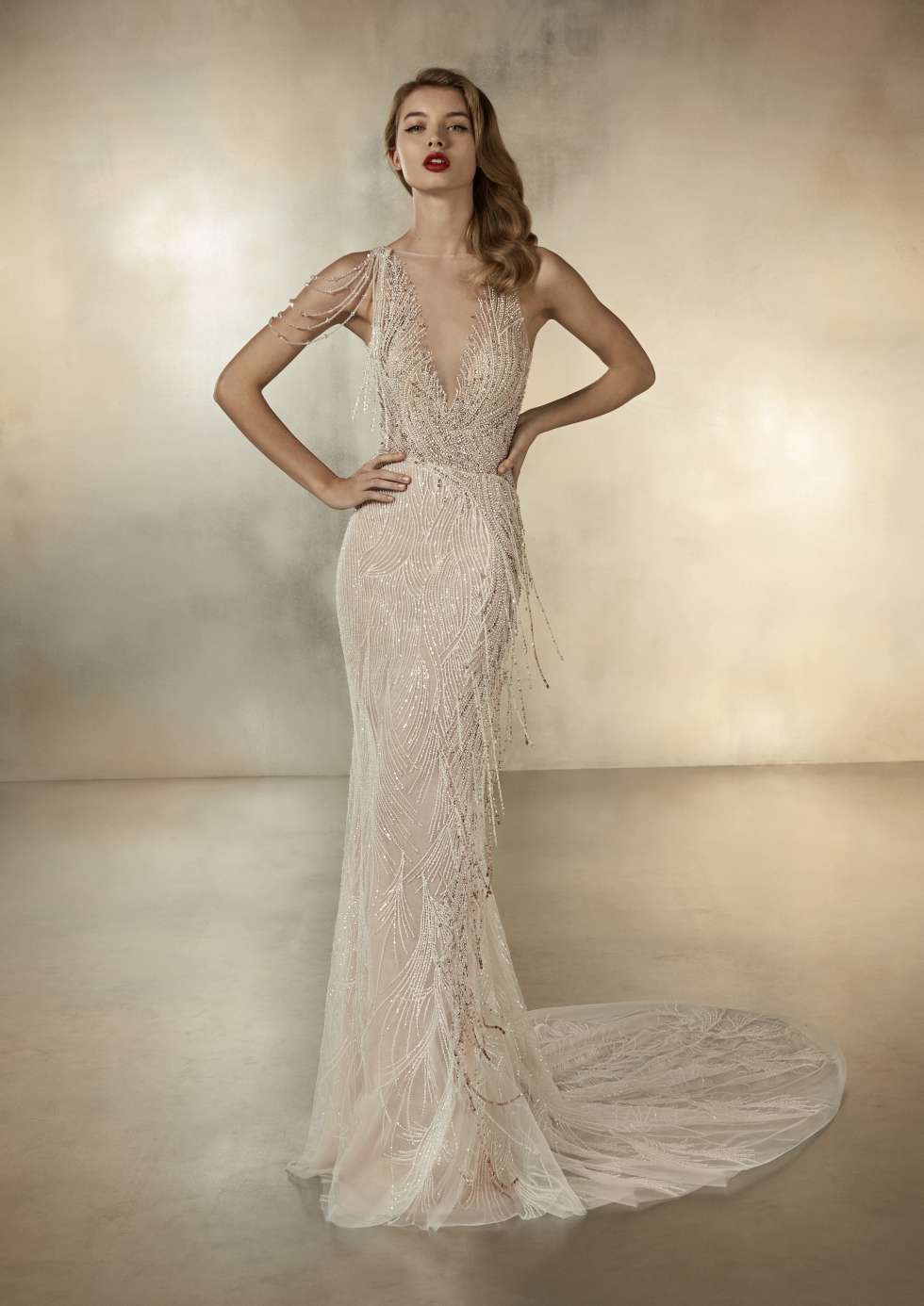 Pronovias hotsell 2019 2020