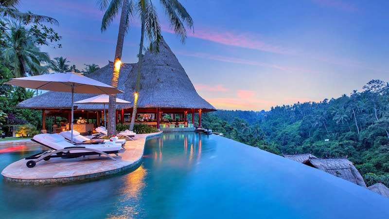 Spend Your Dream Honeymoon in Indonesia