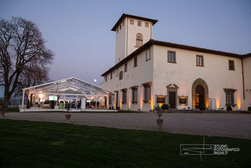 اجتماع قطاع الزفاف يؤكد على أهمية إيطاليا كأفضل وجهة زفاف