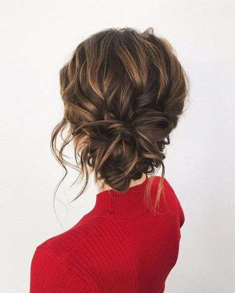 Beautiful Hairstyles For Your Engagement