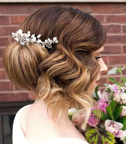 Beautiful Wavy and Curly Bridal Hairstyles