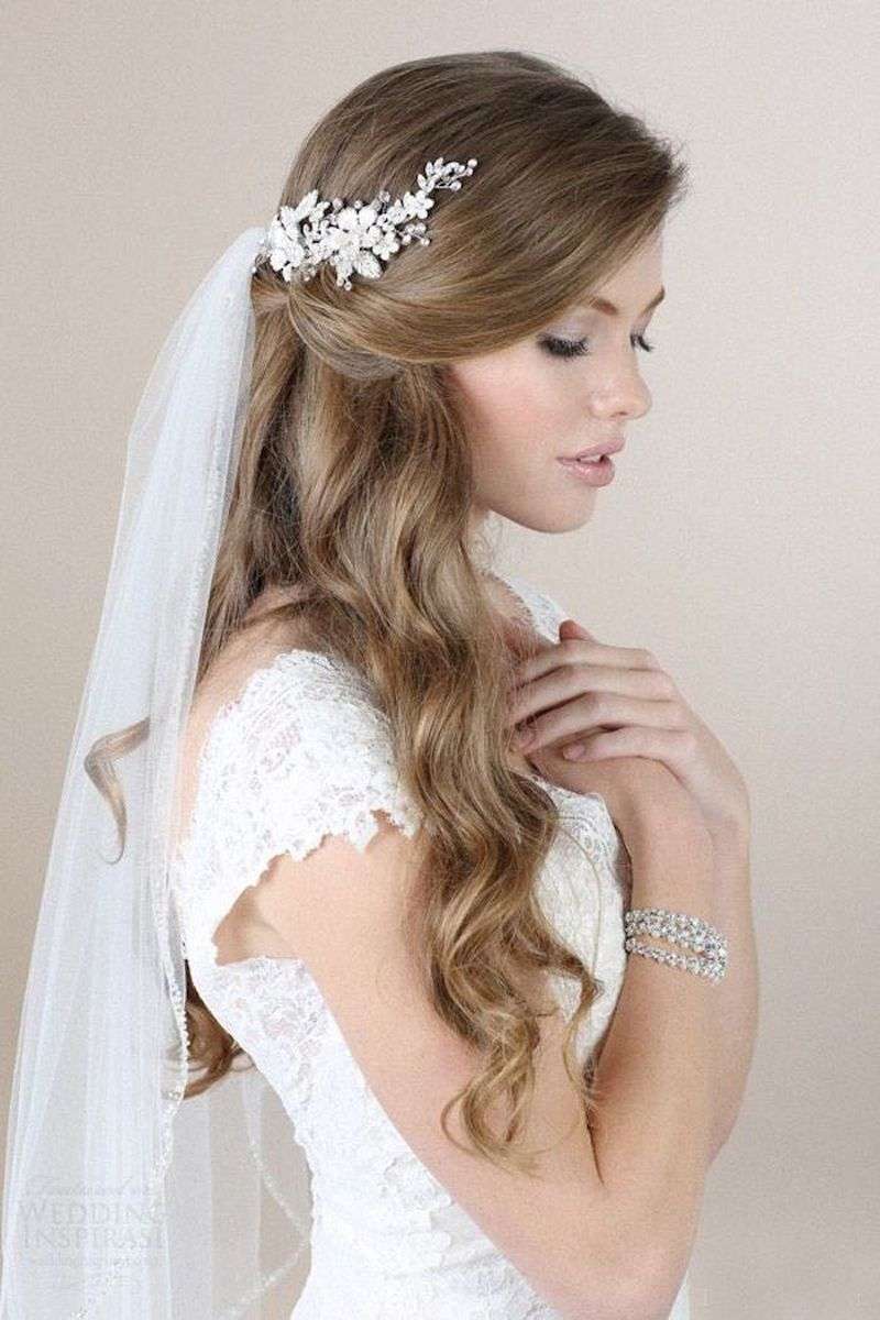 Beautiful Wavy and Curly Bridal Hairstyles