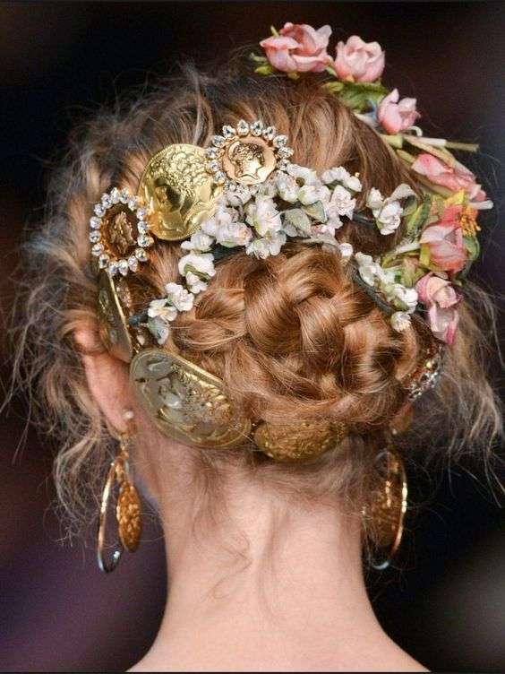 The Trendiest Bridal Hairstyles