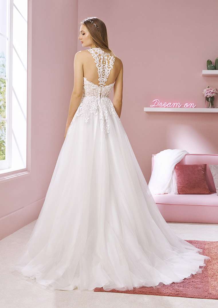 White one hot sale bridal 2020