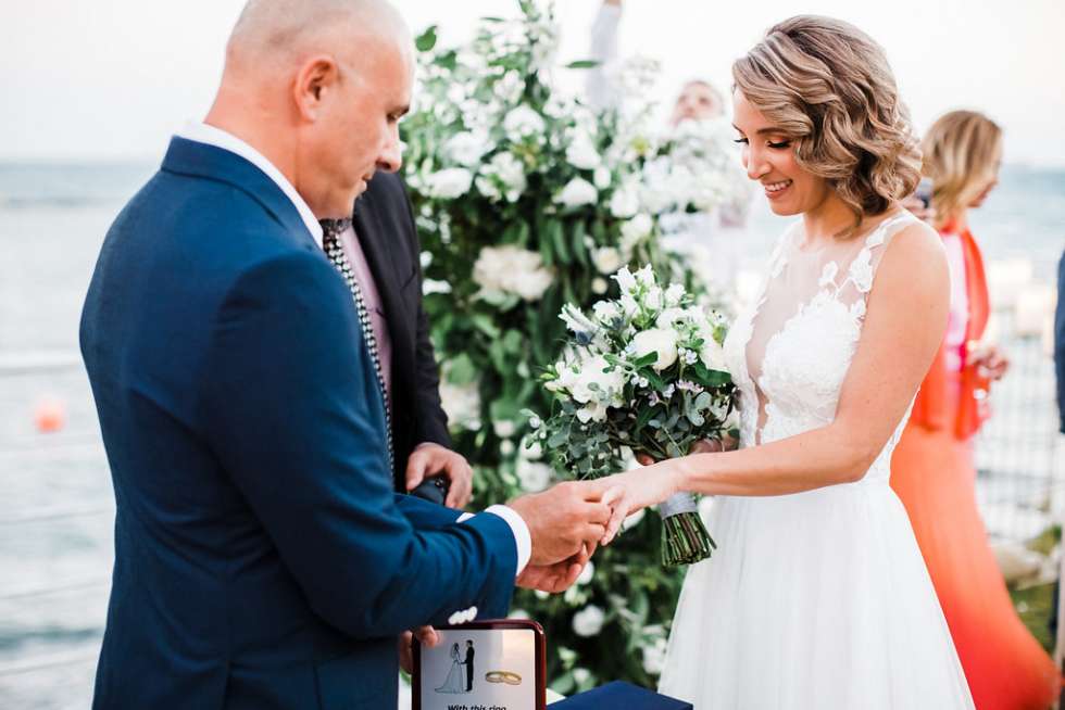 Elegant Beach Wedding in Cyprus for Cynthia and Philip