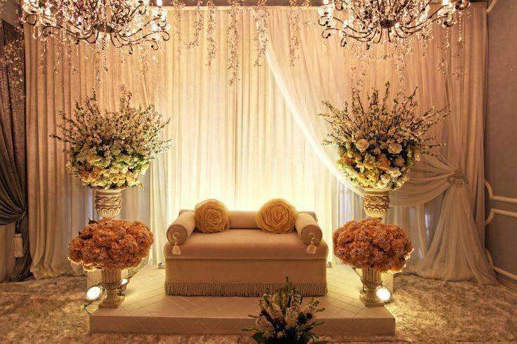 Beautiful Kosha Ideas by Arab Wedding Planners
