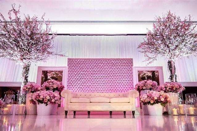 Beautiful Kosha Ideas by Arab Wedding Planners