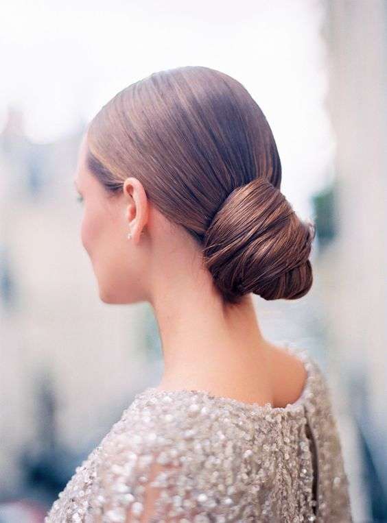 Beautiful Minimal Bridal Hairstyles