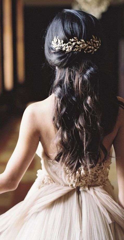 30 Engagement Hairstyles For BridesToBe  WedMeGood