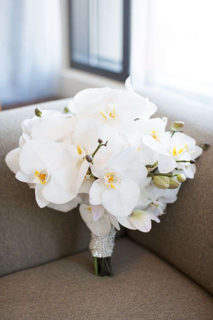 Lovely Wedding Bouquets With Orchids