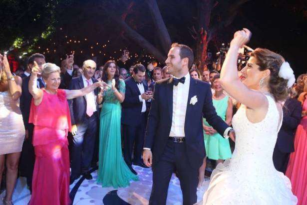 حفل زفاف يمنى بشير وروجيه زكار