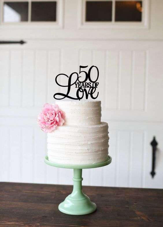 Beautiful Anniversary Cakes You Will Love