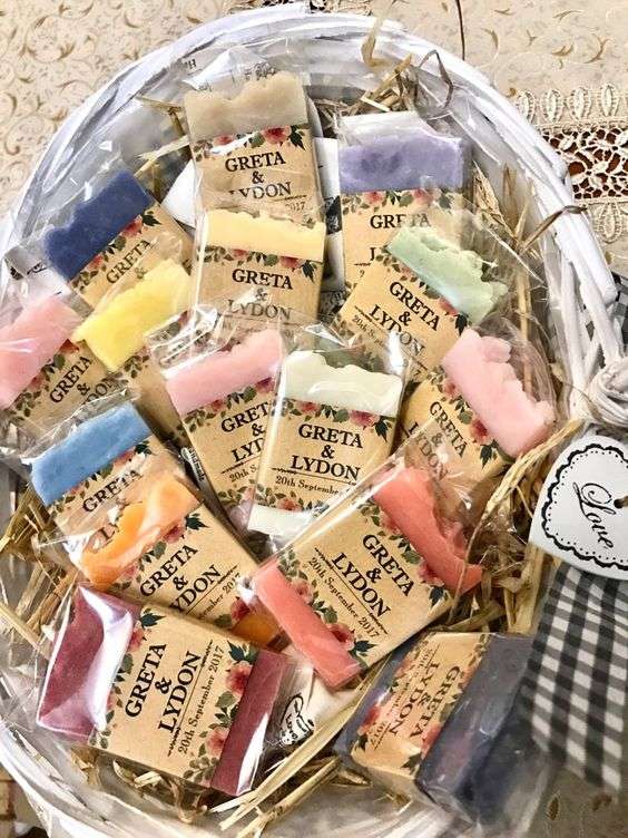 Wonderful Summer Wedding Favors