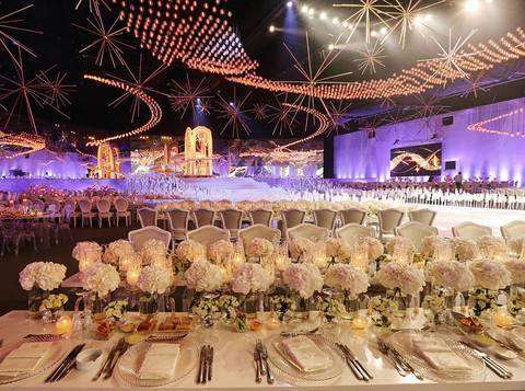 حفل زفاف بثيم سحر السماء في لبنان من تنظيم بول نصر