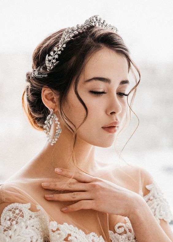 Bridal Hairstyle Ideas with Royal Tiaras