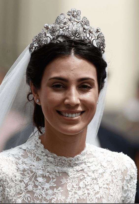 Bridal Hairstyle Ideas with Royal Tiaras