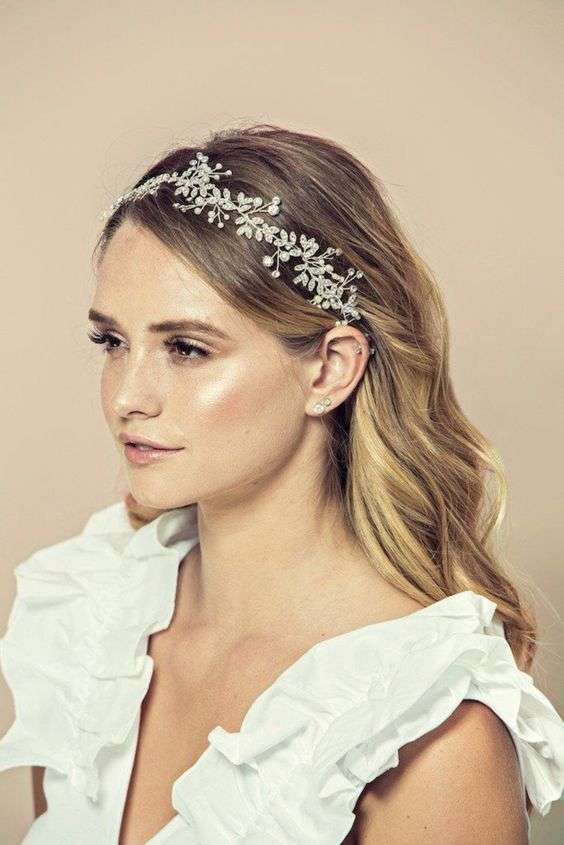 Beautiful Ways to Let Your Hair Down for Your Wedding