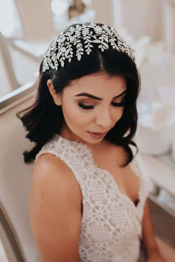 Beautiful Ways to Let Your Hair Down for Your Wedding