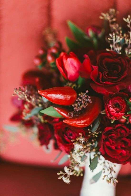 Beautiful Red Wedding Bouquet Ideas