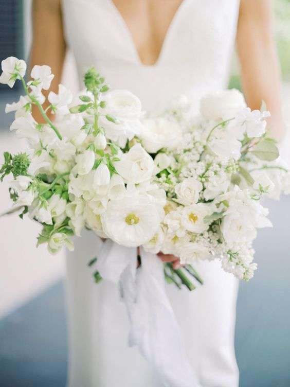 White Wedding Bouquet Ideas