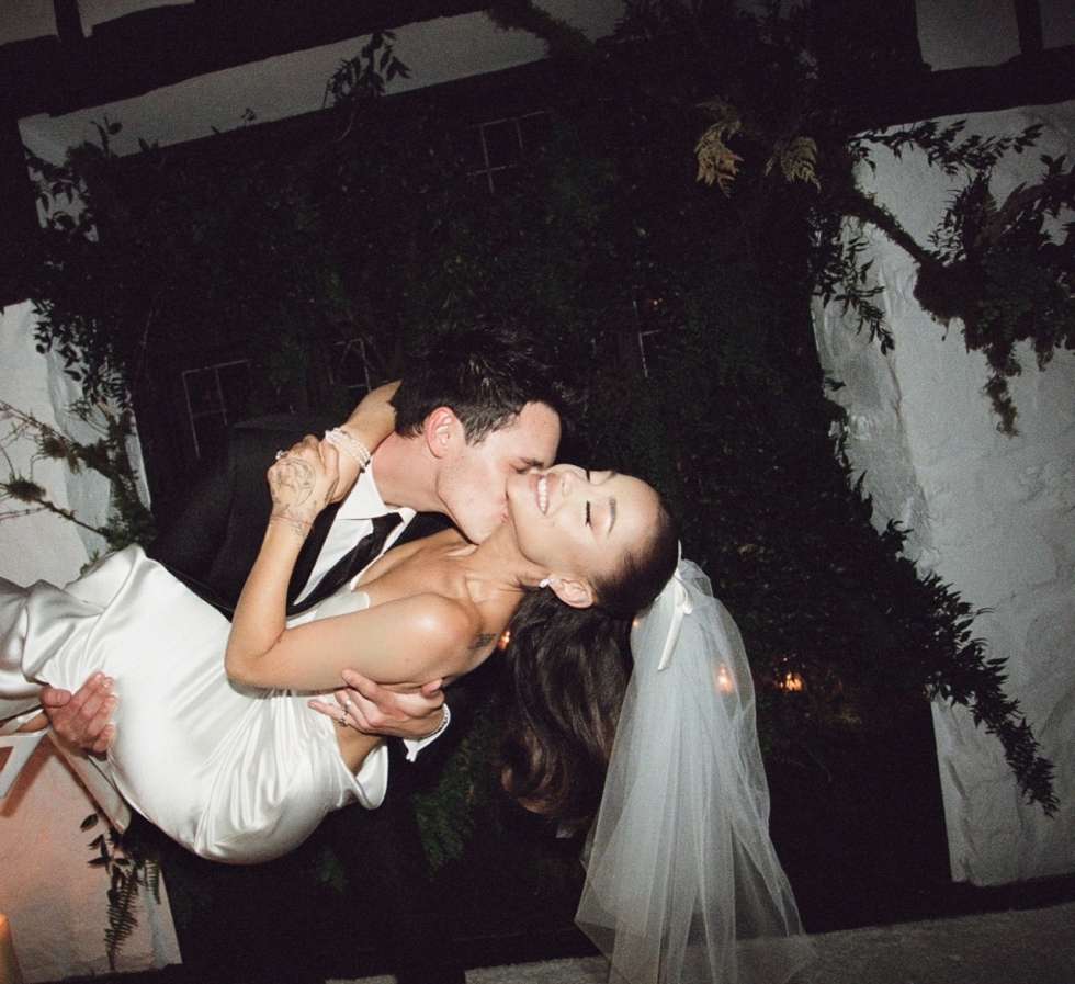 صور حفل زفاف أريانا غراندي ودالتون غوميز