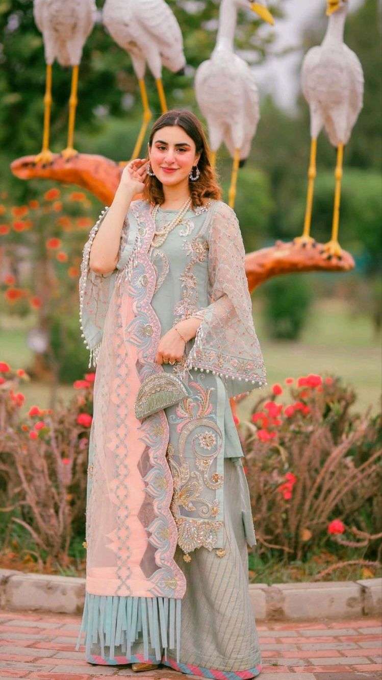  الأزياء الباكستانية لعيد الأضحى