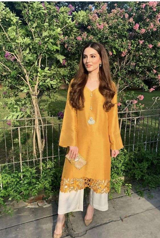 Glamorous Pakistani Fashion for Eid Al Adha