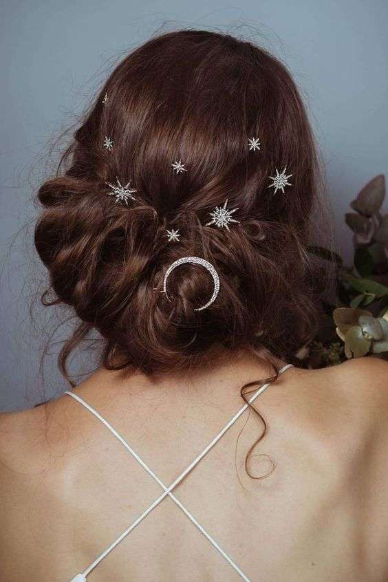 Moon and Star Hair Accessories for The Bride This Eid