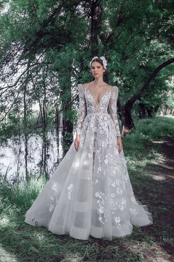 Tony Ward Spring 2022 Wedding Dress Collection