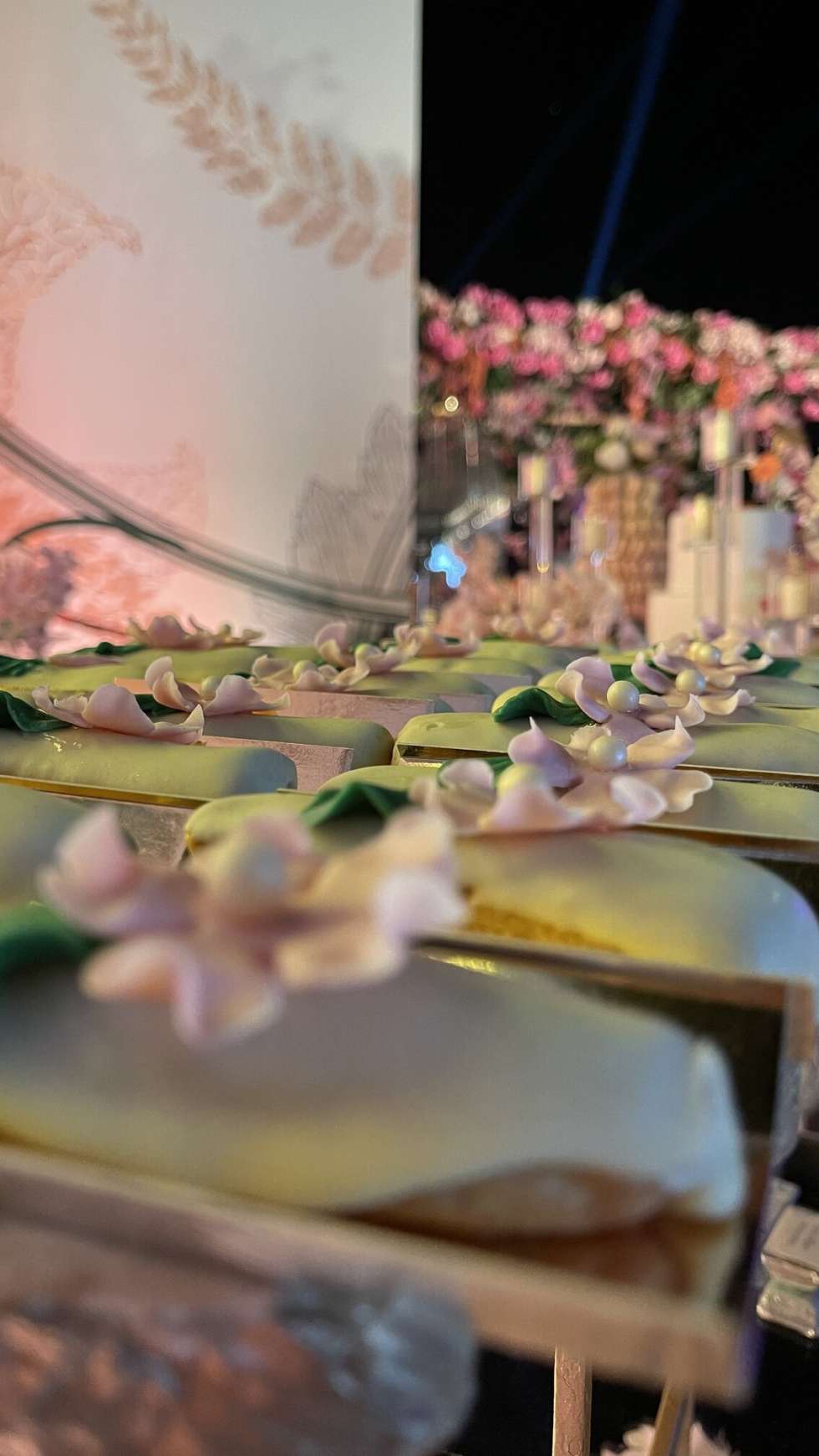 حفل زفاف فني مليء بالألوان في مصر 