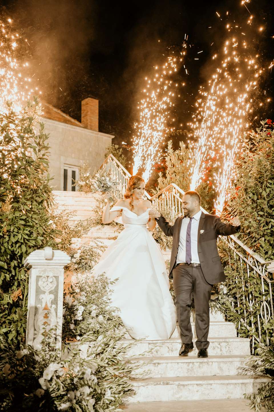 حفل زفاف مستوحى من شجرة الزيتون في لبنان 