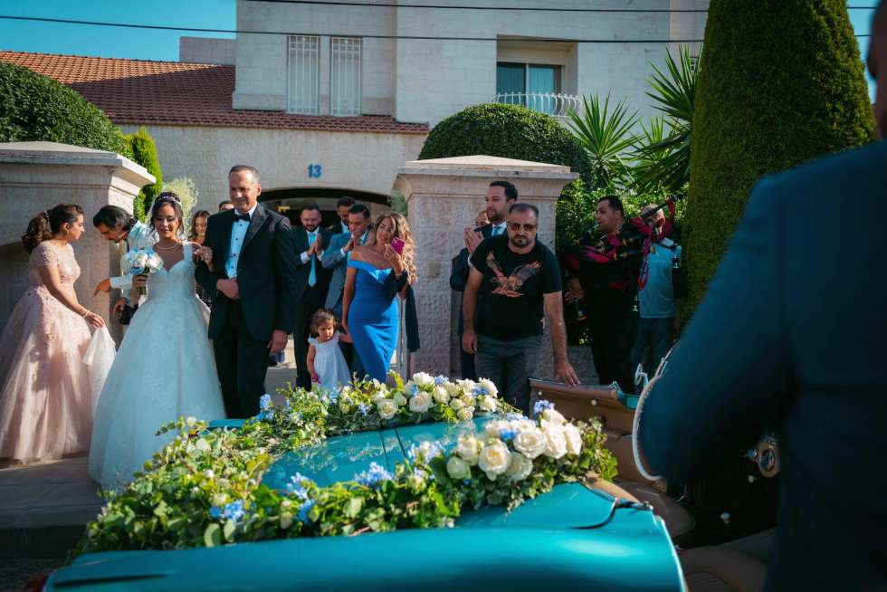 حفل زفاف ساحر في الحديقة في عمان 