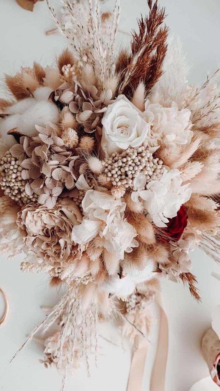 30 Lovely Fall Wedding Bouquets