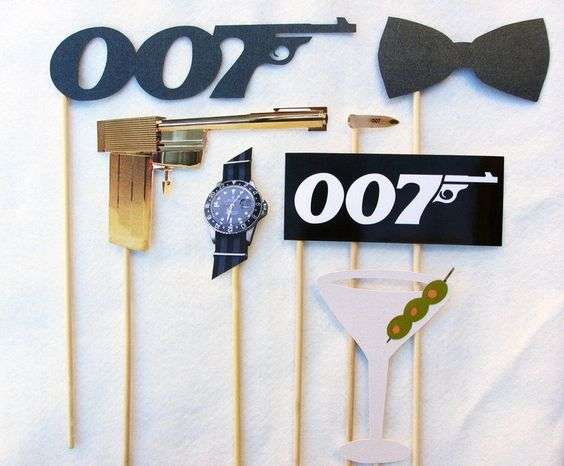 حفل زفاف من وحي سلسلة أفلام جيمس بوند 007