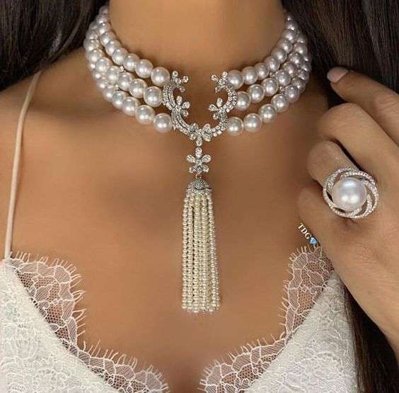 Statement Necklaces for the Bride!