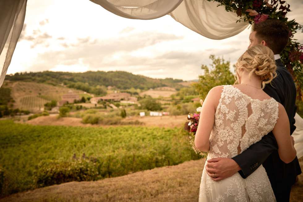 Why Tuscany is The Best Wedding Destination in Italy