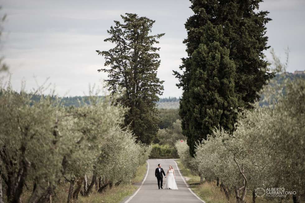 Why Tuscany is The Best Wedding Destination in Italy