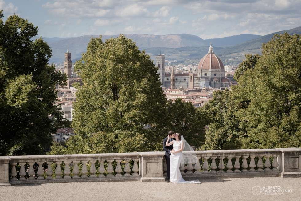 Why Tuscany is The Best Wedding Destination in Italy