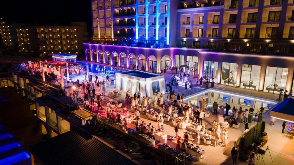 Rhodes Island Successfully Hosts the World’s Biggest B2B Platform for Destination Weddings in 2021 Rhodes Island Successfully Hosts the World’s Biggest B2B Platform for Destination Weddings in 2021