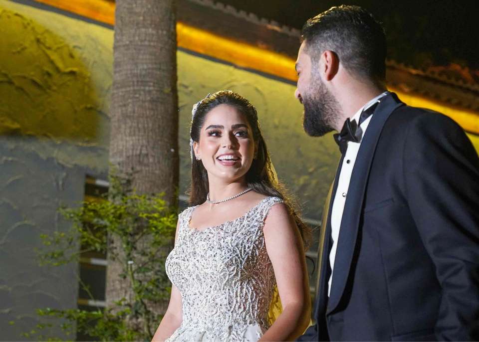 حفل زفاف بدرجات اللون البنفسجي في عمّان 