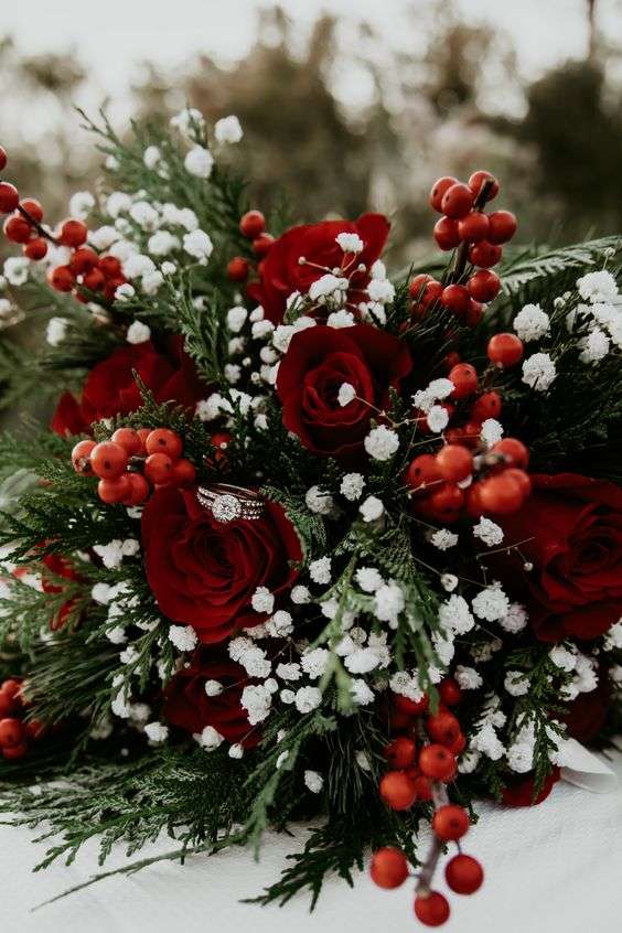 Winter Wedding Bouquet Ideas