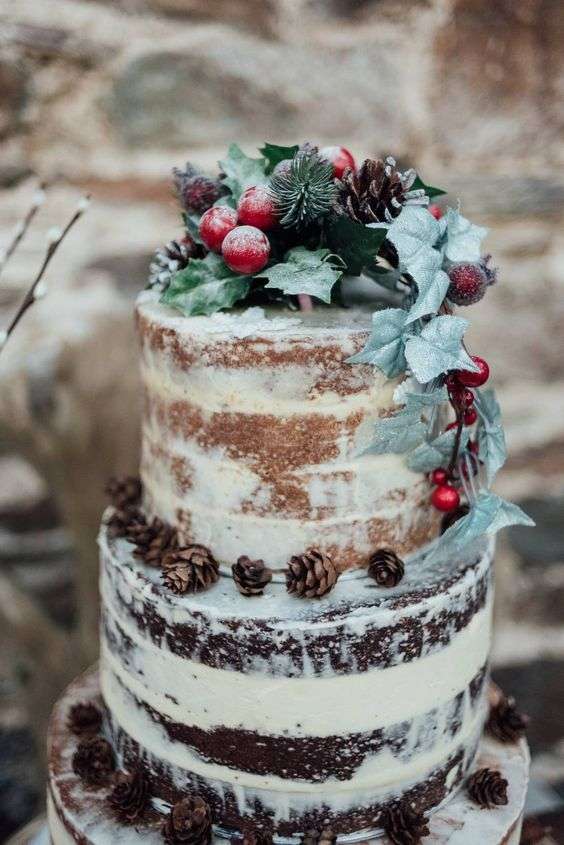 Berry Decorated Wedding Cakes for Winter