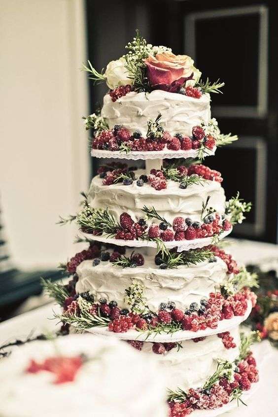 Berry Decorated Wedding Cakes for Winter