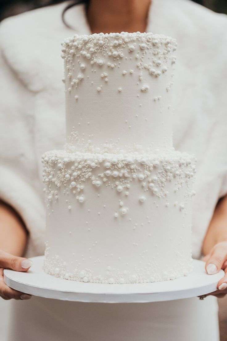 Winter Wedding Cake Ideas