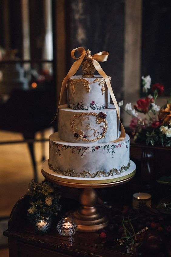 A Baroque-Themed Wedding for Winter