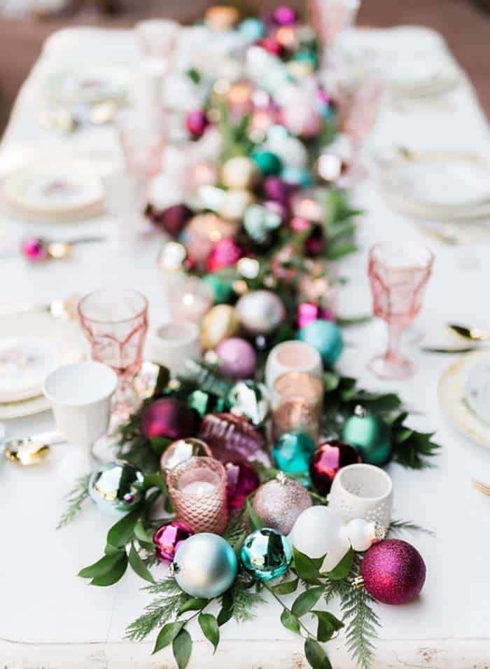 Christmas Wedding Centerpieces to Inspire You