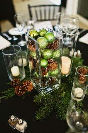 Christmas Wedding Centerpieces to Inspire You